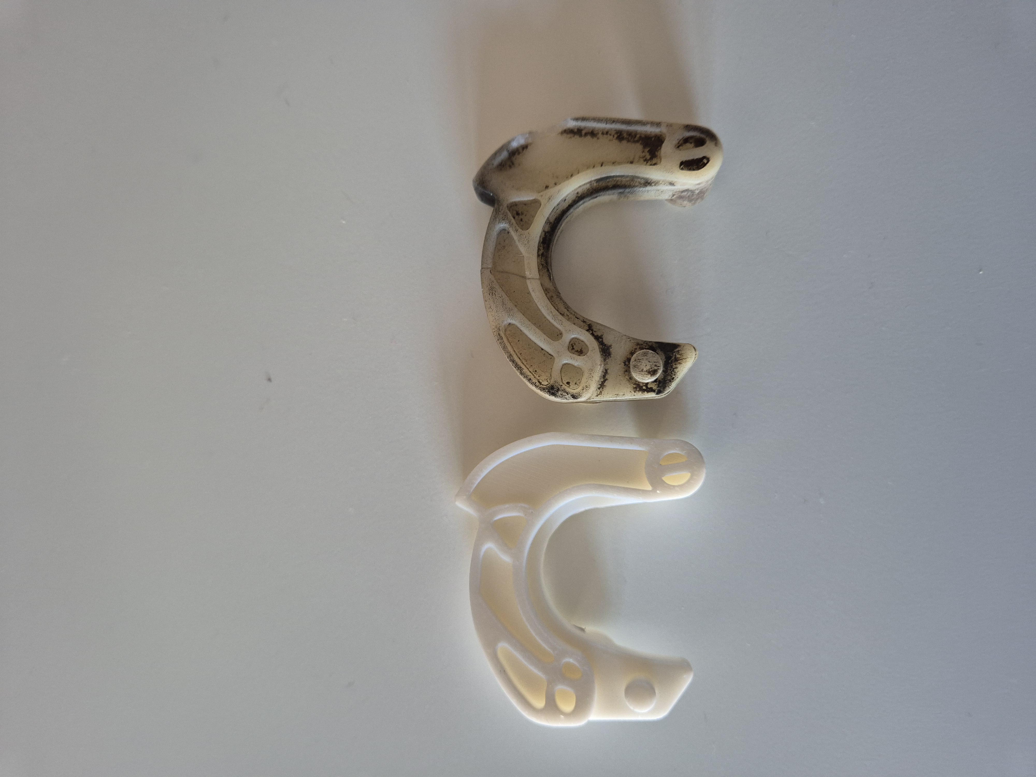 Trekstarter oude frees opnieuw getekend en 3D geprint in Nylon.